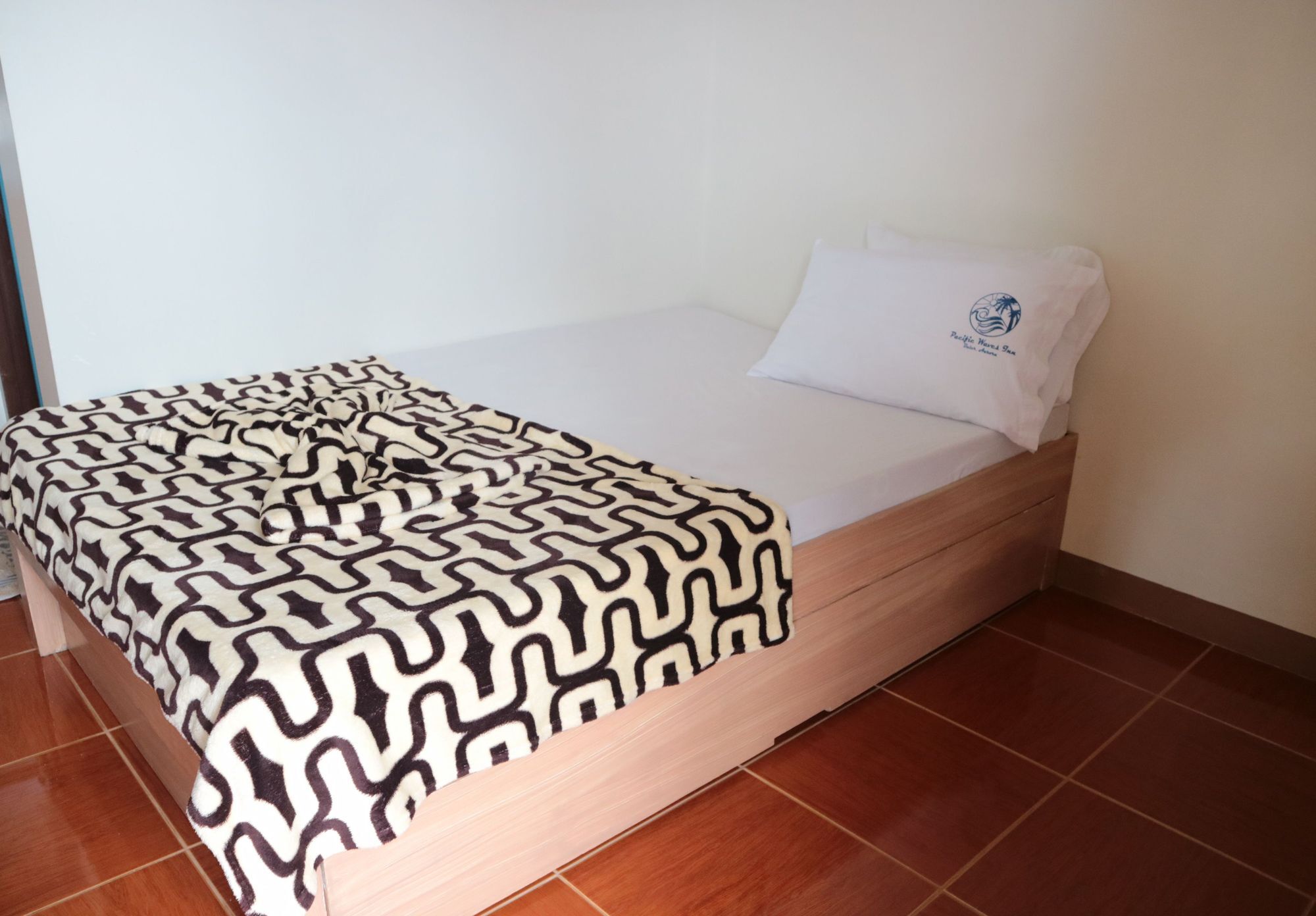 Pacific Waves Inn Baler Dış mekan fotoğraf